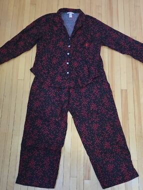 Victoria's Secret Black Pajama Top with Red Heart Print